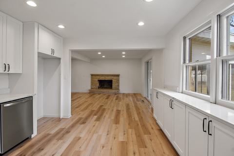 832 S Main Ave, Kankakee, IL 60901 photo 3