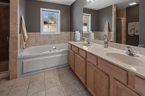 16 W422 87th St, Willowbrook, IL 60527 photo 15