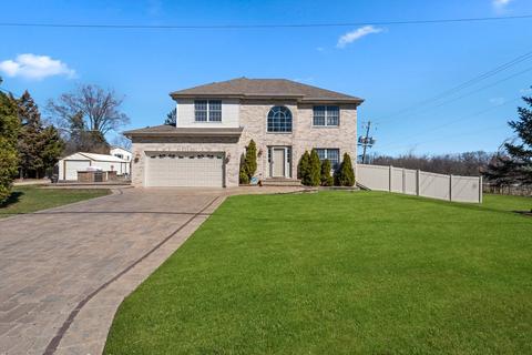 16 W422 87th St, Willowbrook, IL 60527 photo 2