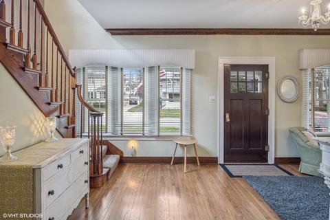 209 W Harrison Ave, Wheaton, IL 60187 photo 13