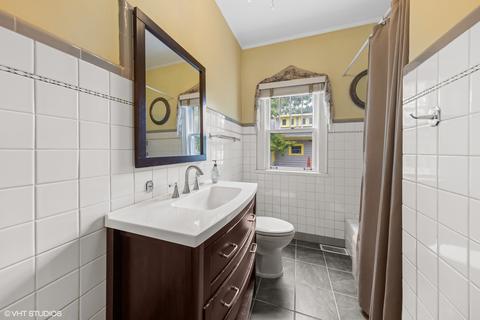 209 W Harrison Ave, Wheaton, IL 60187 photo 26