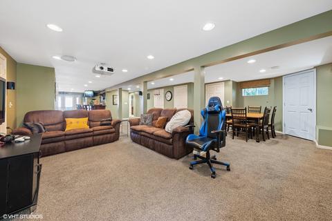 209 W Harrison Ave, Wheaton, IL 60187 photo 41