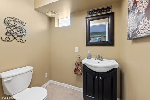 209 W Harrison Ave, Wheaton, IL 60187 photo 42