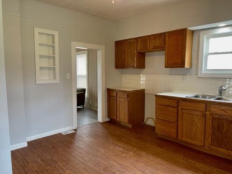 405 W Owsley St, Chenoa, IL 61726 photo 10