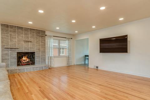 525 E Hillside Rd, Naperville, IL 60540 photo 6