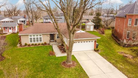 525 E Hillside Rd, Naperville, IL 60540 photo 2