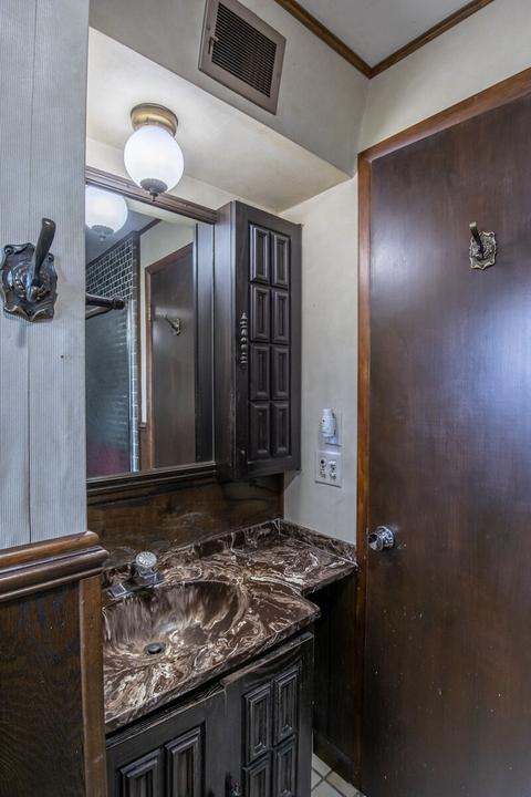 1385 Phoenix Dr, Des Plaines, IL 60018 photo 21