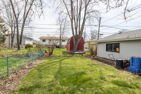 1385 Phoenix Dr, Des Plaines, IL 60018 photo 27