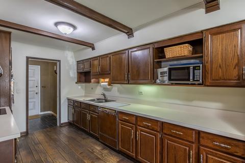 1385 Phoenix Dr, Des Plaines, IL 60018 photo 15