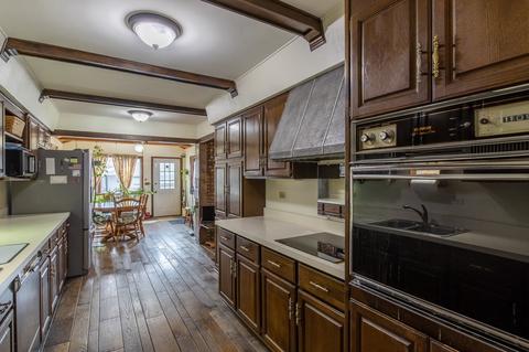 1385 Phoenix Dr, Des Plaines, IL 60018 photo 14