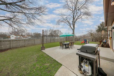 4345 Hoover St, Rolling Meadows, IL 60008 photo 23