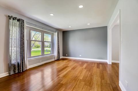 1506 Manchester Rd, Wheaton, IL 60187 photo 5