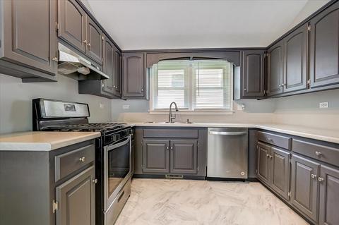 1506 Manchester Rd, Wheaton, IL 60187 photo 9