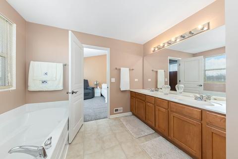 5 Tiger Ct, Bolingbrook, IL 60490 photo 23
