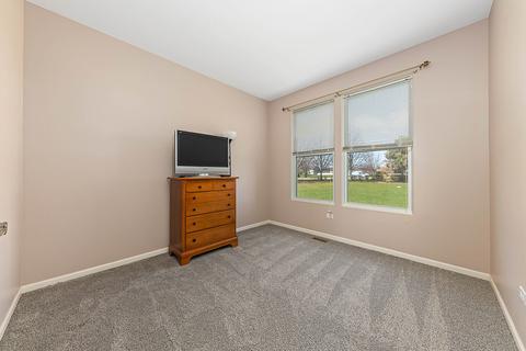 5 Tiger Ct, Bolingbrook, IL 60490 photo 18
