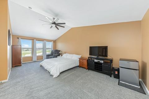 5 Tiger Ct, Bolingbrook, IL 60490 photo 21