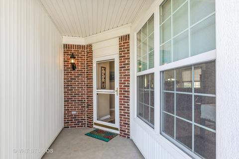 2859 Cascade Falls Cir, Elgin, IL 60124 photo 3