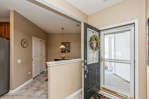 2859 Cascade Falls Cir, Elgin, IL 60124 photo 4