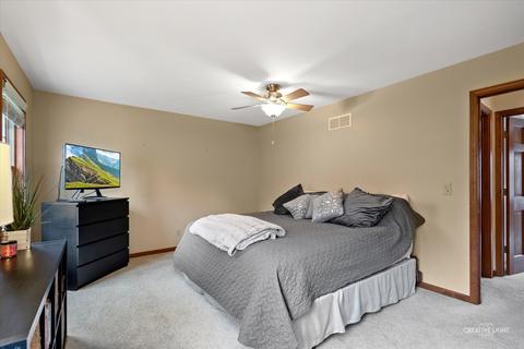 349 Colonial Cir, Geneva, IL 60134 photo 15