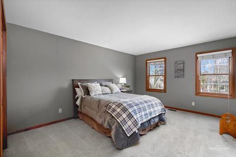 349 Colonial Cir, Geneva, IL 60134 photo 16