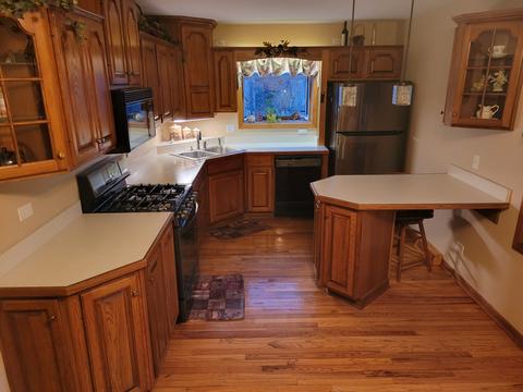 15328 Walnut Rd, Oak Forest, IL 60452 photo 4