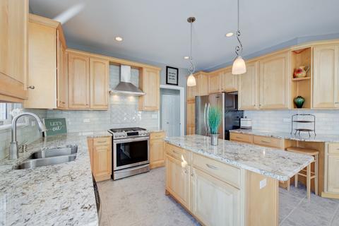 2217 Barrett Dr, Algonquin, IL 60102 photo 16