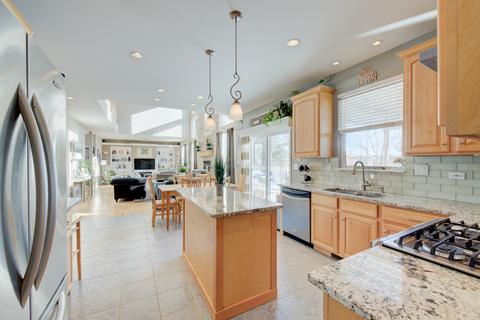 2217 Barrett Dr, Algonquin, IL 60102 photo 18