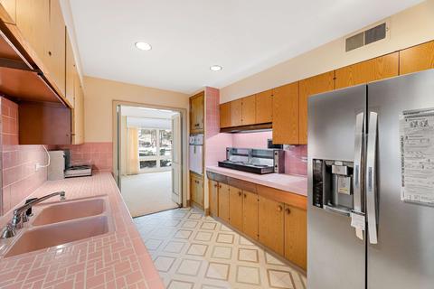 554 Ridge Ave, Evanston, IL 60202 photo 10