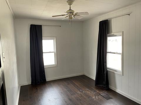 308 S Base St, Morrison, IL 61270 photo 9