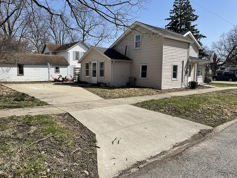 308 S Base St, Morrison, IL 61270 photo 2