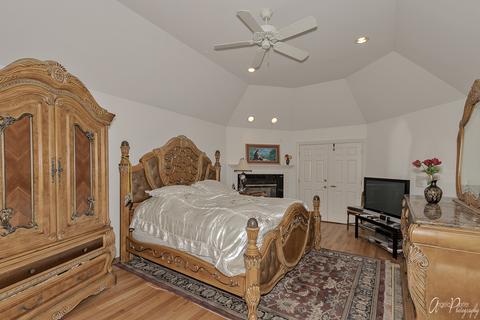 4 Enclave Ct, Burr Ridge, IL 60527 photo 16