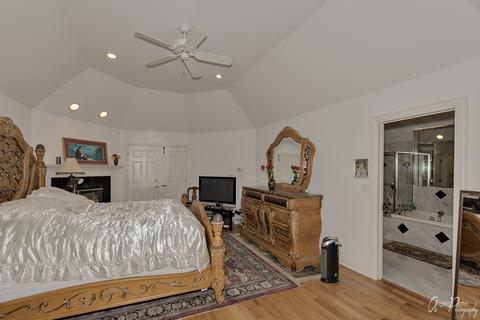 4 Enclave Ct, Burr Ridge, IL 60527 photo 38