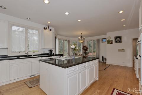 4 Enclave Ct, Burr Ridge, IL 60527 photo 43