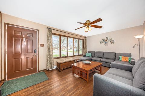 1110 E 9th St, Lockport, IL 60441 photo 6