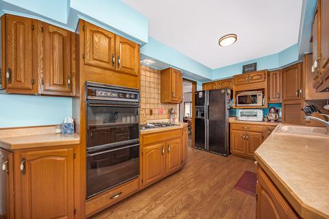 1110 E 9th St, Lockport, IL 60441 photo 9