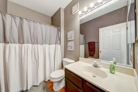 1010 Spring Ct, Darien, IL 60561 photo 18