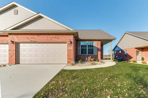 1344 Monterey Pine Dr, Normal, IL 61761 photo 2