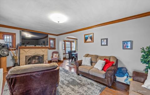 404 Raymond St, Elgin, IL 60120 photo 11