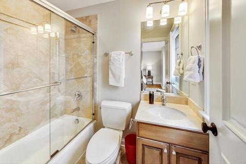 2027 Maple Ave, Northbrook, IL 60062 photo 17