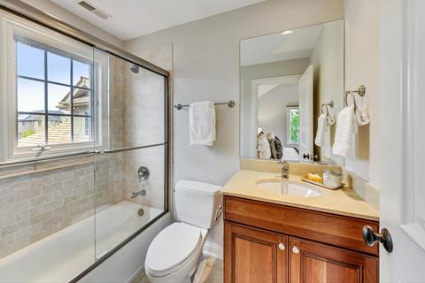 2027 Maple Ave, Northbrook, IL 60062 photo 15