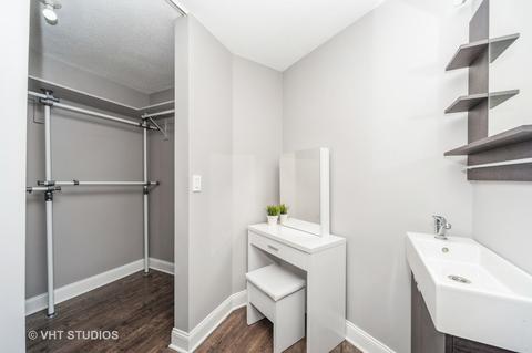 Undisclosed, Glenview, IL 60025 photo 9