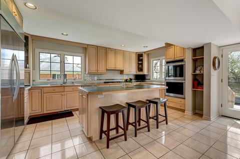 716 Tomlin Dr, Burr Ridge, IL 60527 photo 7
