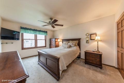 1625 Chesapeake Dr, Hoffman Estates, IL 60192 photo 11