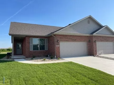 1342 Monterey Pine Dr, Normal, IL 61761
