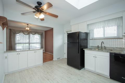 41 E Millers Rd, Des Plaines, IL 60016 photo 7