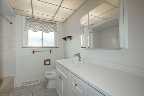 41 E Millers Rd, Des Plaines, IL 60016 photo 15