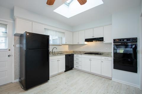 41 E Millers Rd, Des Plaines, IL 60016 photo 9