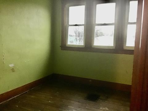 714 Jackson St, Aurora, IL 60505 photo 9