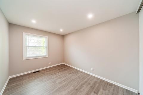905 Molobay Ter, Bartlett, IL 60103 photo 13