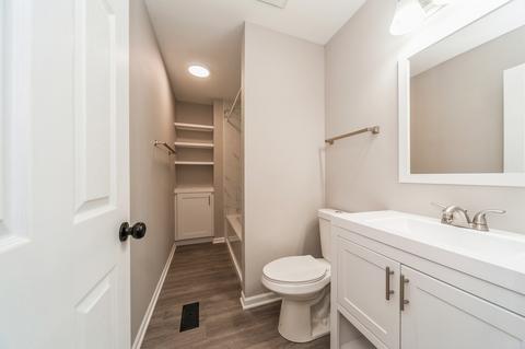 905 Molobay Ter, Bartlett, IL 60103 photo 14